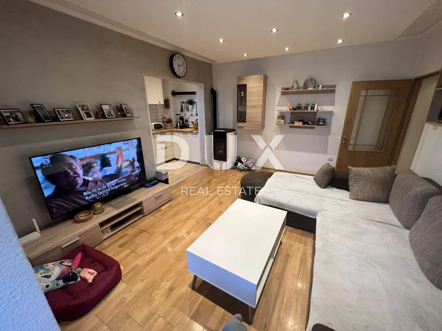 rijeka, zamet - 3s+db, terasa 55 m2, uređen! - slika 2