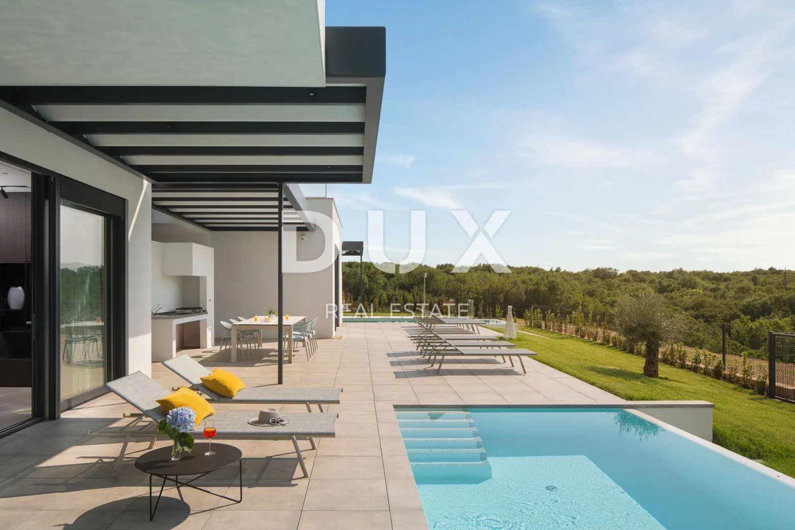 istra, bale - moderna dizajnerska villa! - slika 7