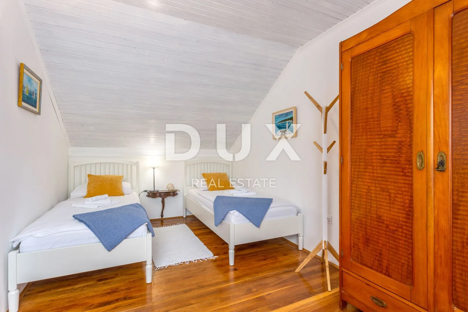 otok krk, vrbnik (okolica) - prilika! kuća s bazenom i jacuzzijem - slika 23