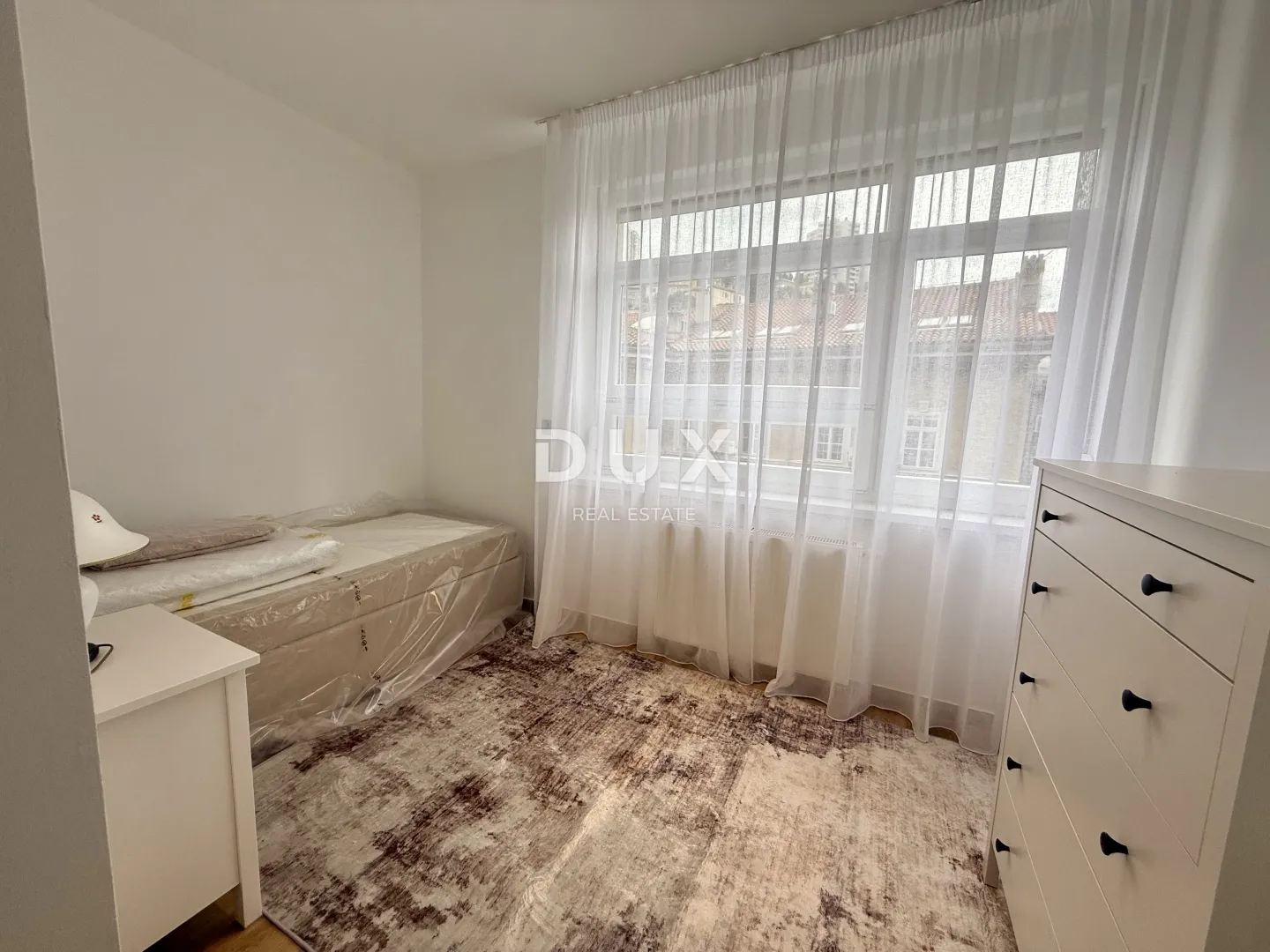 rijeka, centar - stan za dugoročni najam u blizini korza! - slika 11