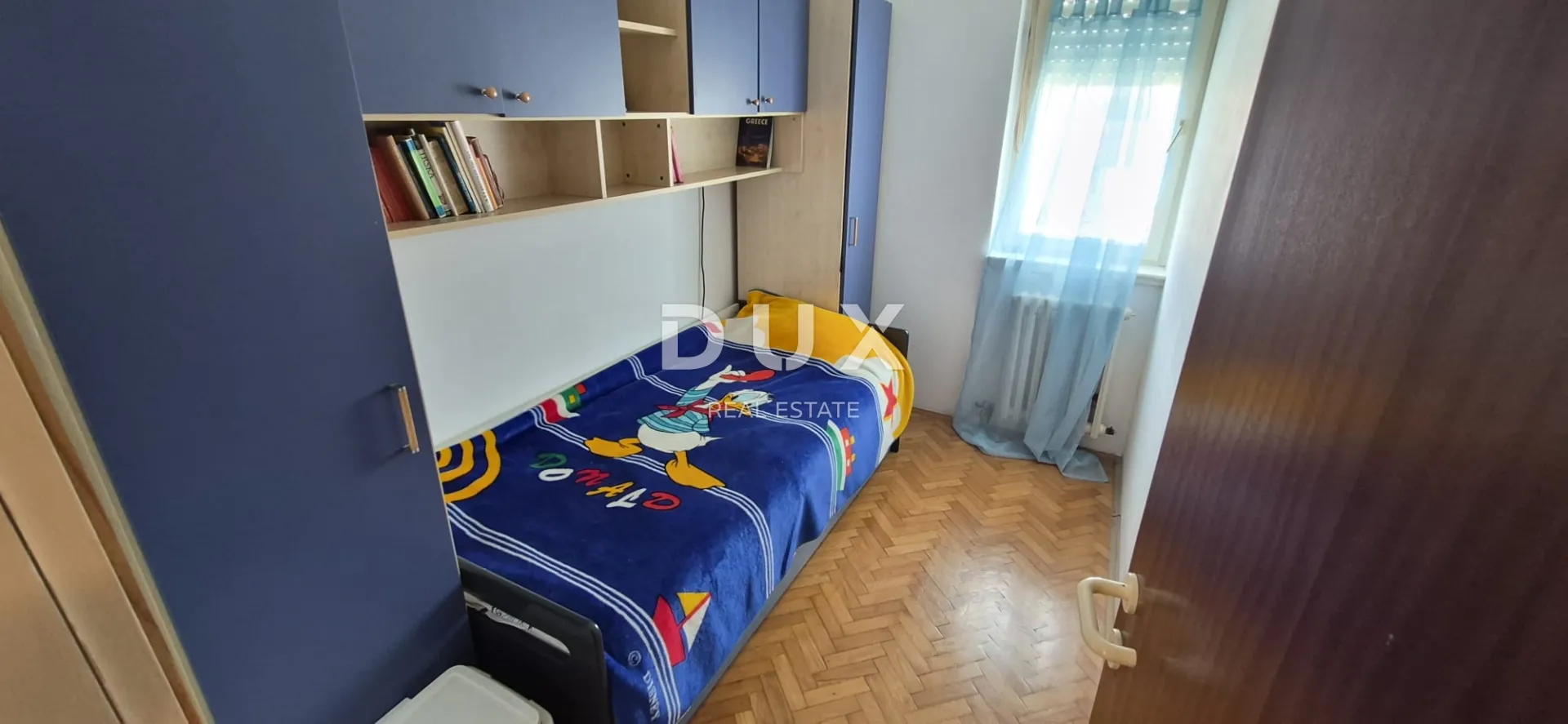 istra, pula - prostrani obiteljski stan na traženoj lokaciji! - slika 16
