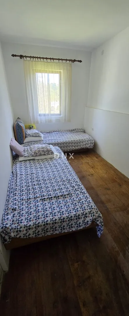 ogulin, tounj- kuća 200m2 odmah do rijeke + pomoćni objekt 150m2 + okoliš 3500m2 - slika 25