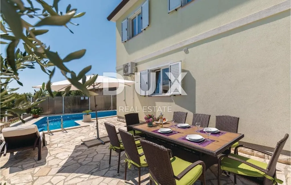 istra, rabac - kuća za odmor s bazenom i pogledom na more - slika 9