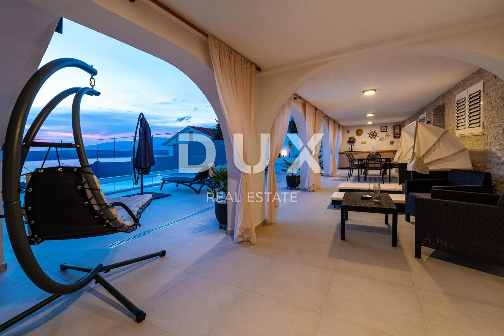 zadar, novigrad - prekrasna vila s bazenom u blizini mora - slika 18