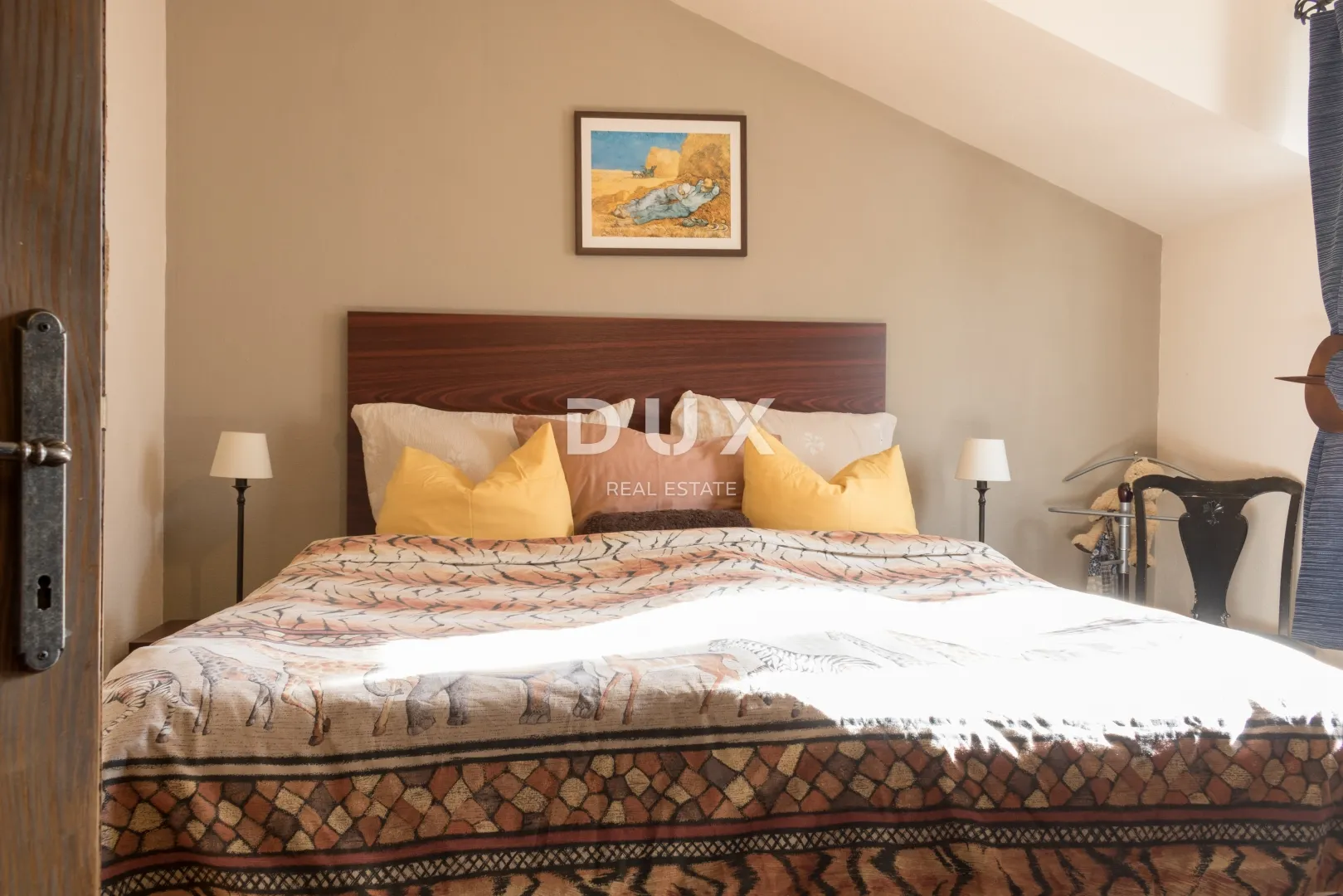 vodice, obrove, vila, 291,76 m2, tri etaže, dvorište - slika 15