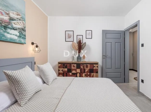 opatija, lovran, 72 m2, balkon, terasa, renoviran, namješten - slika 7