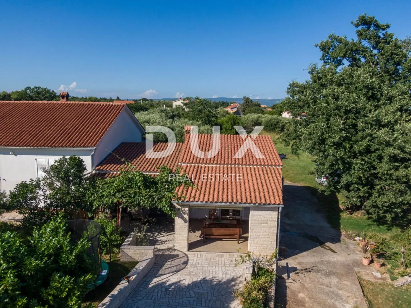 istra, marčana - lijepa kuća s dva stana na osami! - slika 2