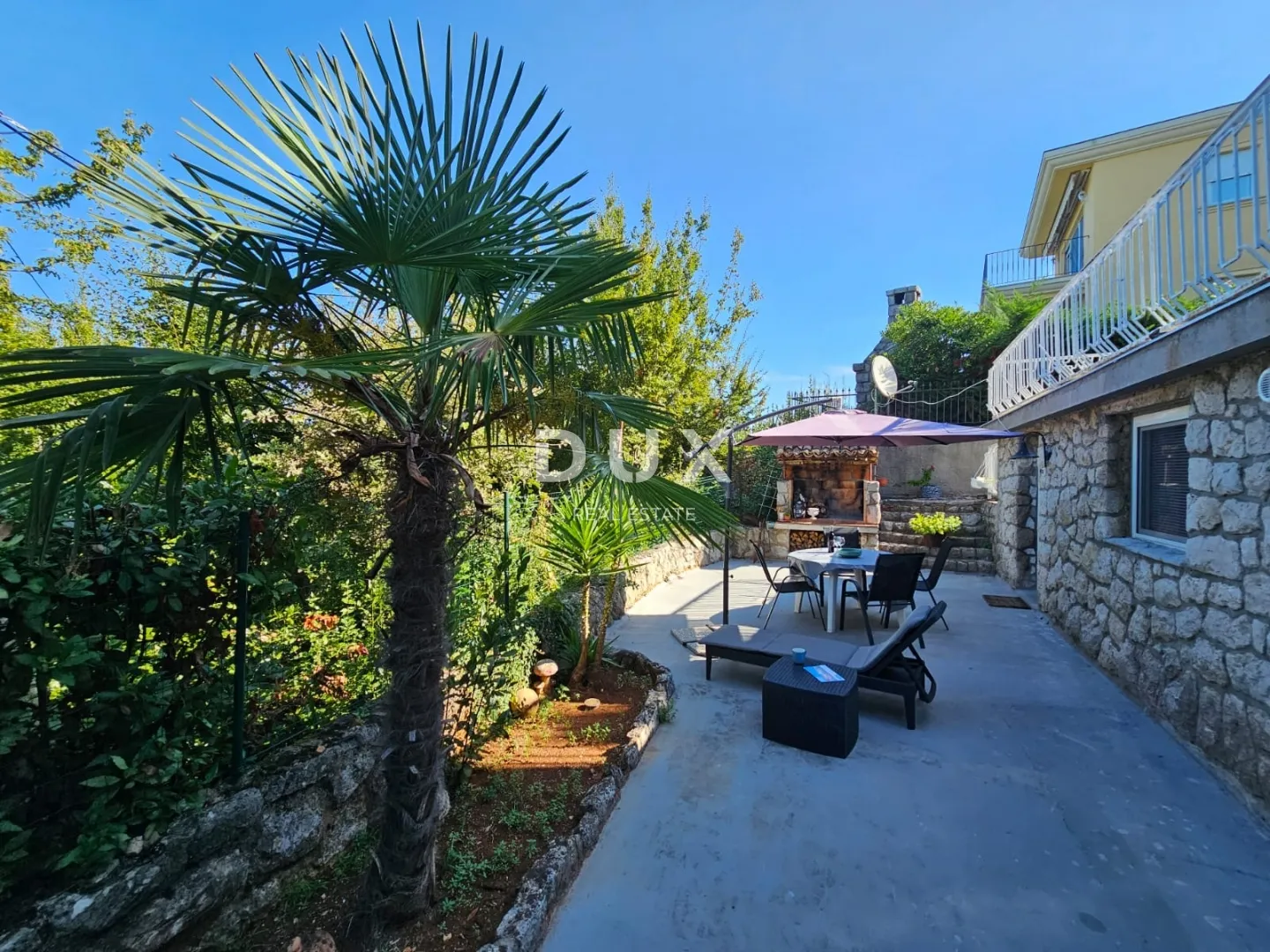 otok krk, njivice - apartman sa velikom terasom u blizini mora - slika 15