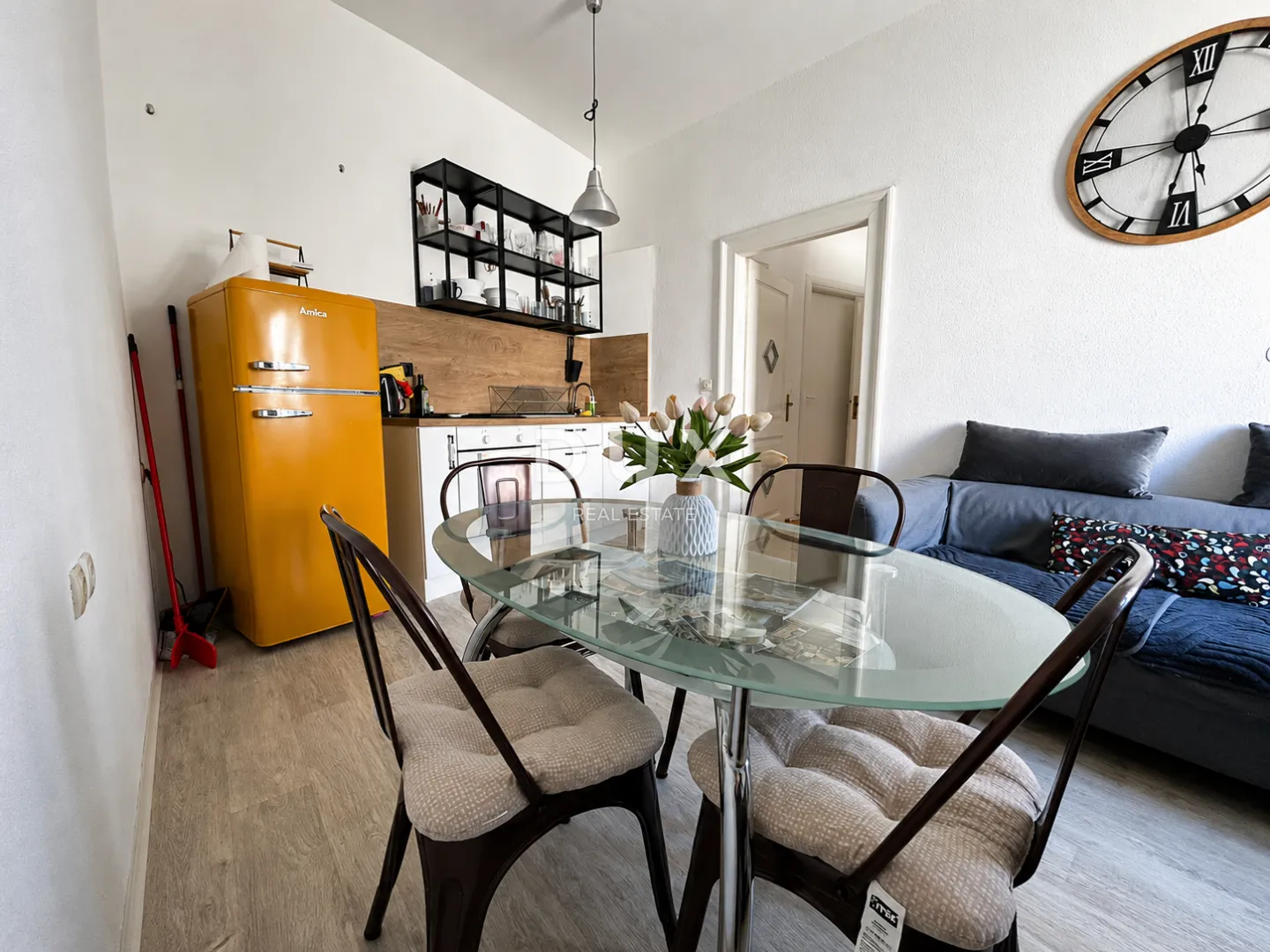 šibenik, centar – uređen stan 66,80 m², 240 m od mora, investicijski potencijal - slika 27