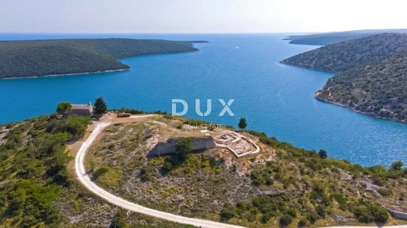 ISTRA, RAKALJ - Zemljište 1. red do mora za investiciju u turizam - Rakalj, Marčana