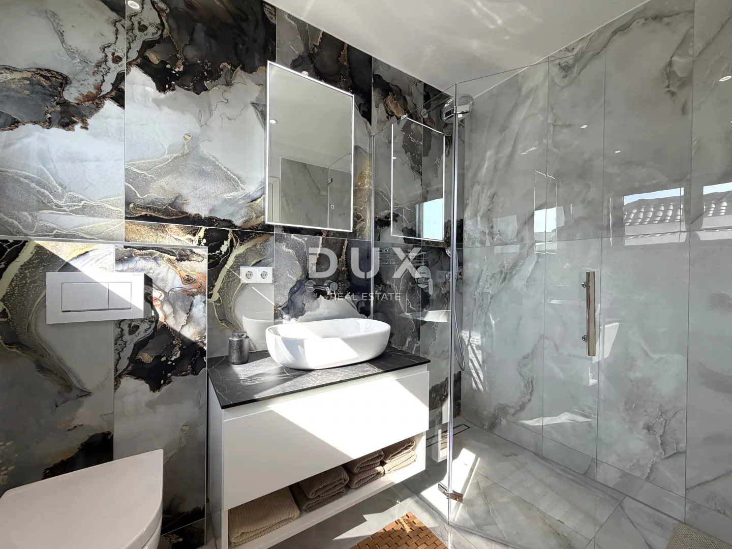 poreč, kosinožići, četverosobna vila, 510 m2, s bazenom - slika 28