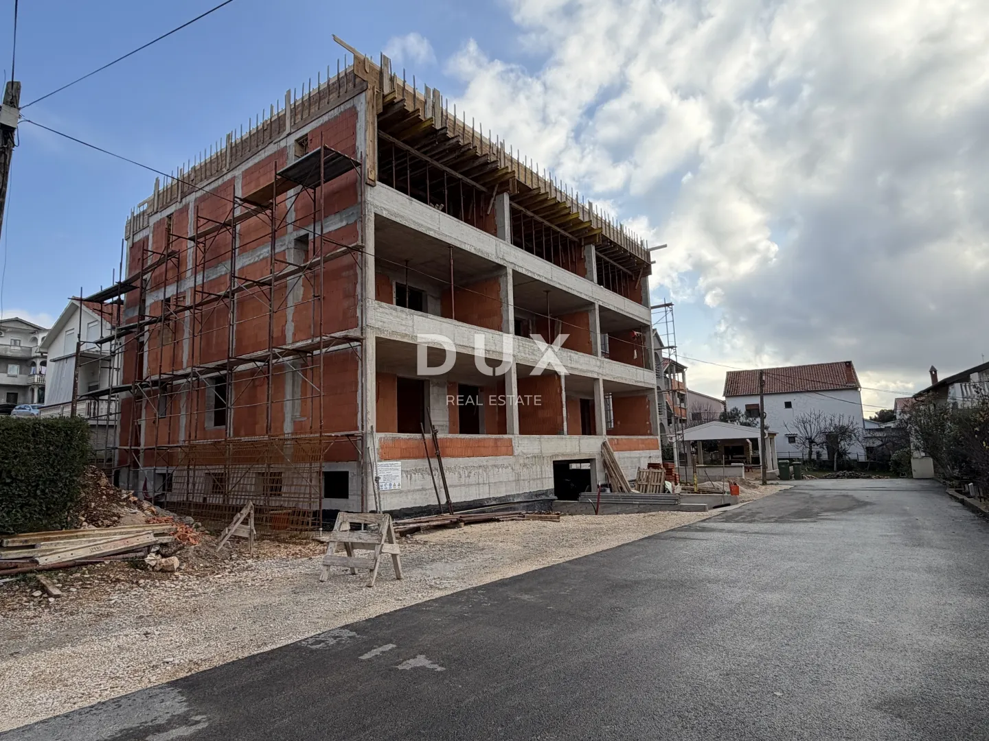 zadar, crvene kuće - stan 61,13 m², garaža + parking! - slika 2