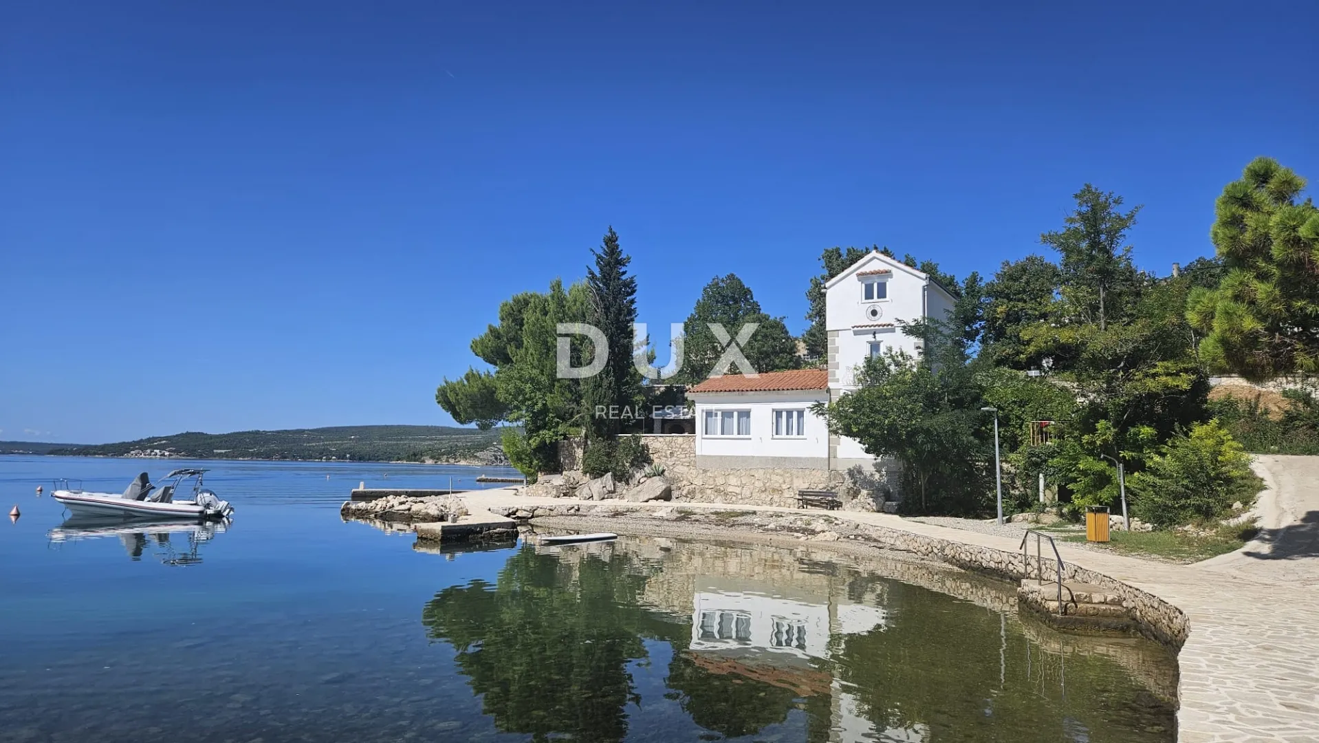 zadar, maslenica - posebna kuća u 1. redu do mora! - slika 13