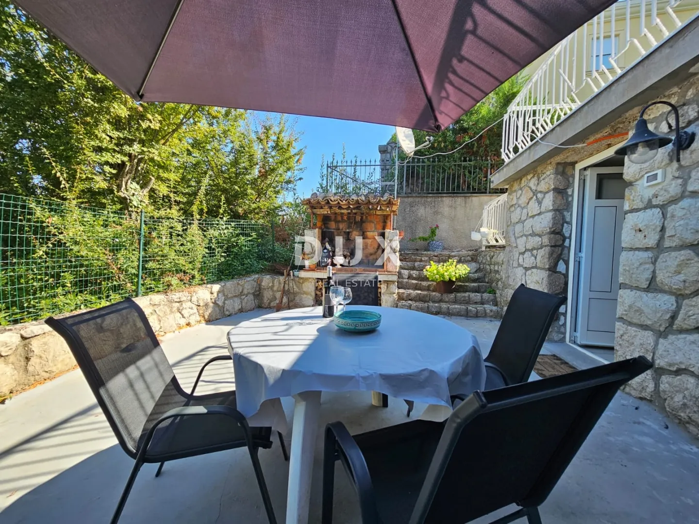 otok krk, njivice - apartman sa velikom terasom u blizini mora - slika 16