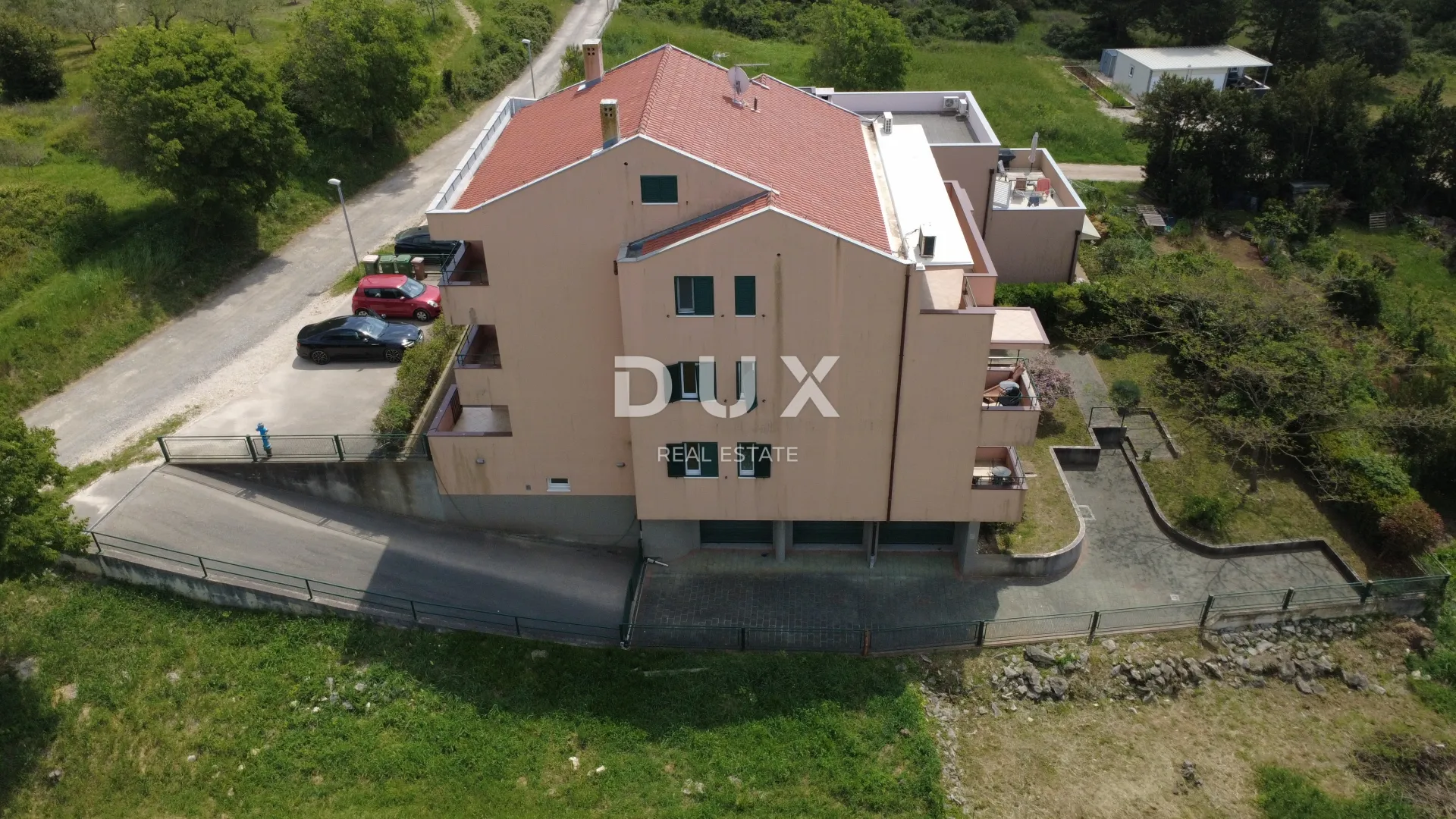 zadar, diklo – apartmanska kuća s 10 jedinica i pogledom na more! - slika 5