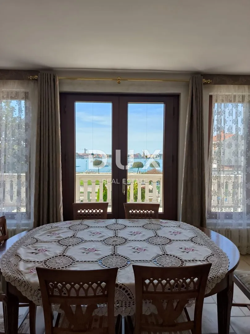istra, umag - raskošna vila prvi red do mora! - slika 5