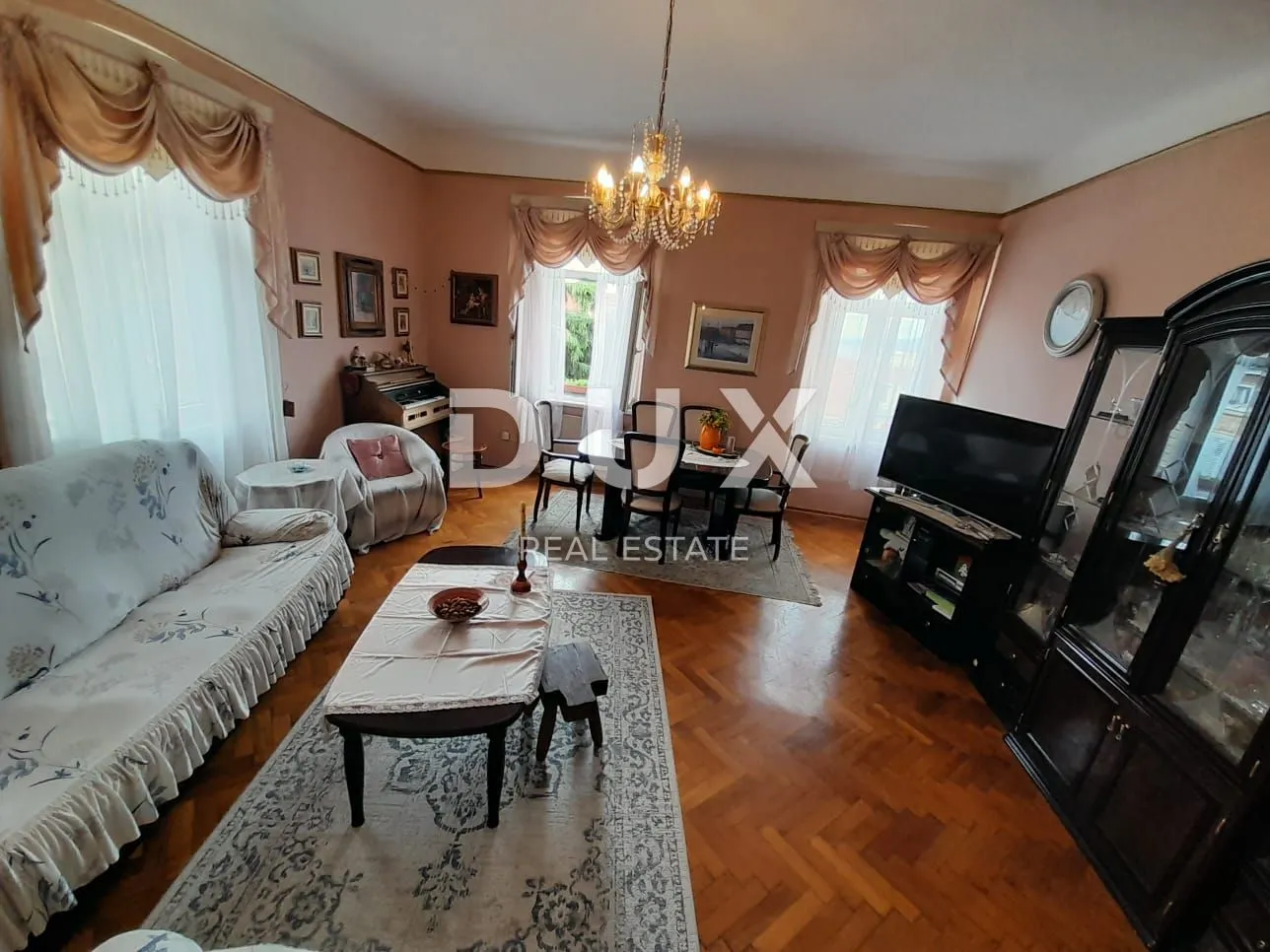 rijeka, centar - stan 3s+db u strogom centru grada s pogledom na more! prilika! - slika 11