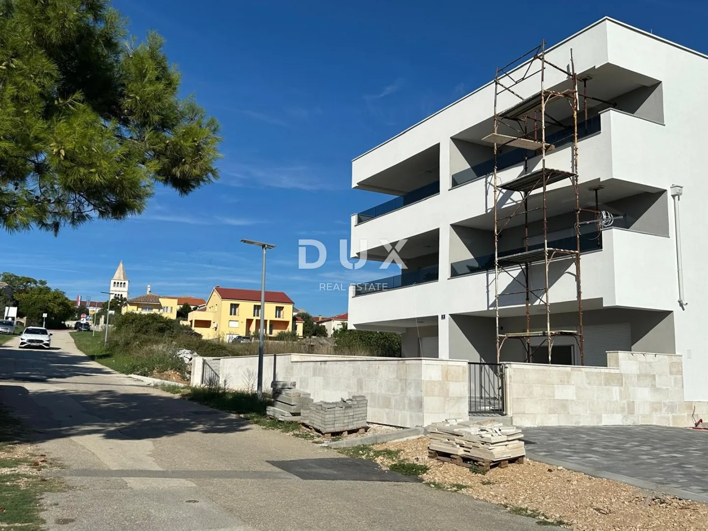otok pag, povljana, 2s+db stan u vrhunskoj novogradnji - slika 2