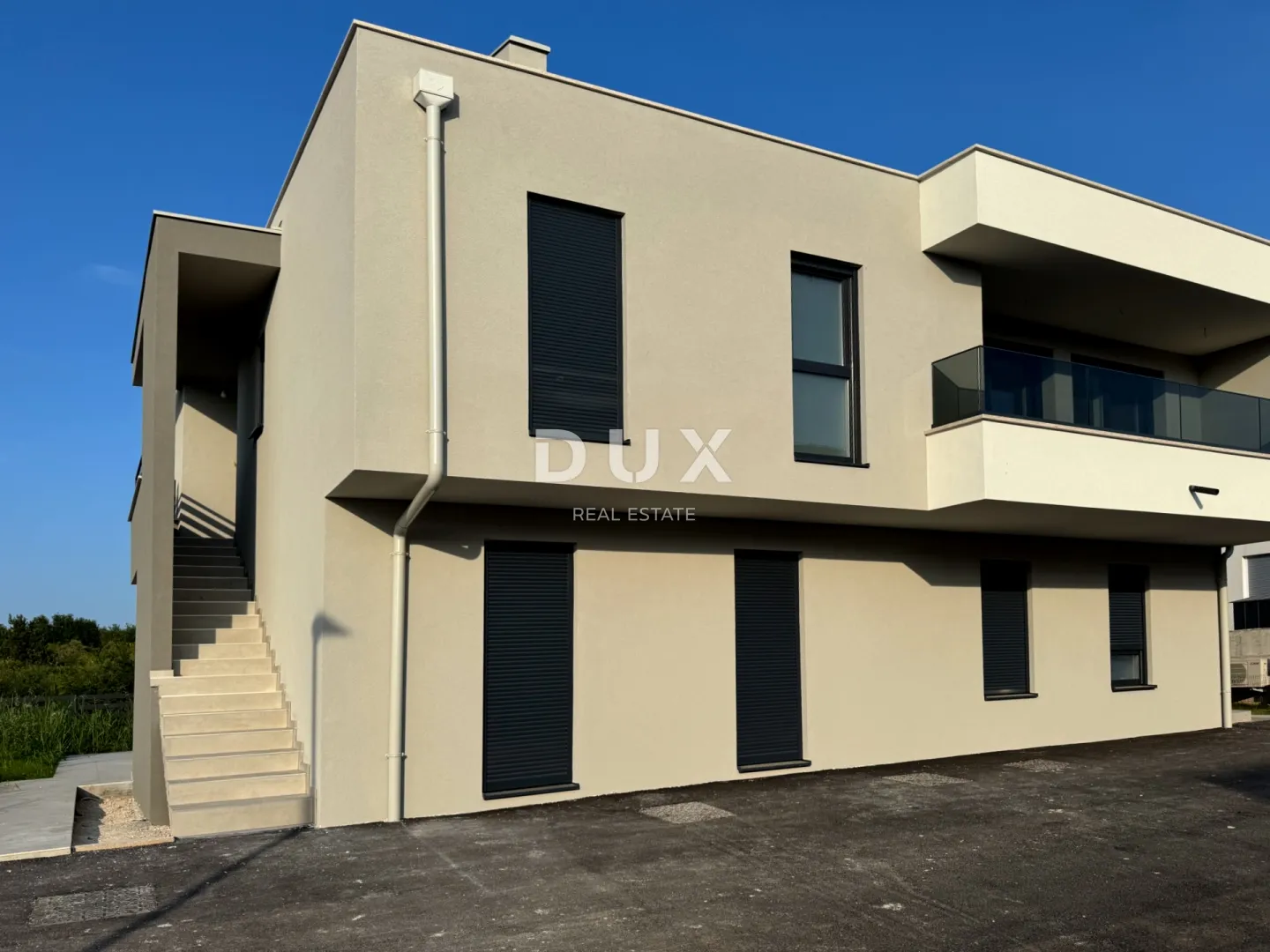istra, umag - dvoetažni stan u blizini mora - slika 16