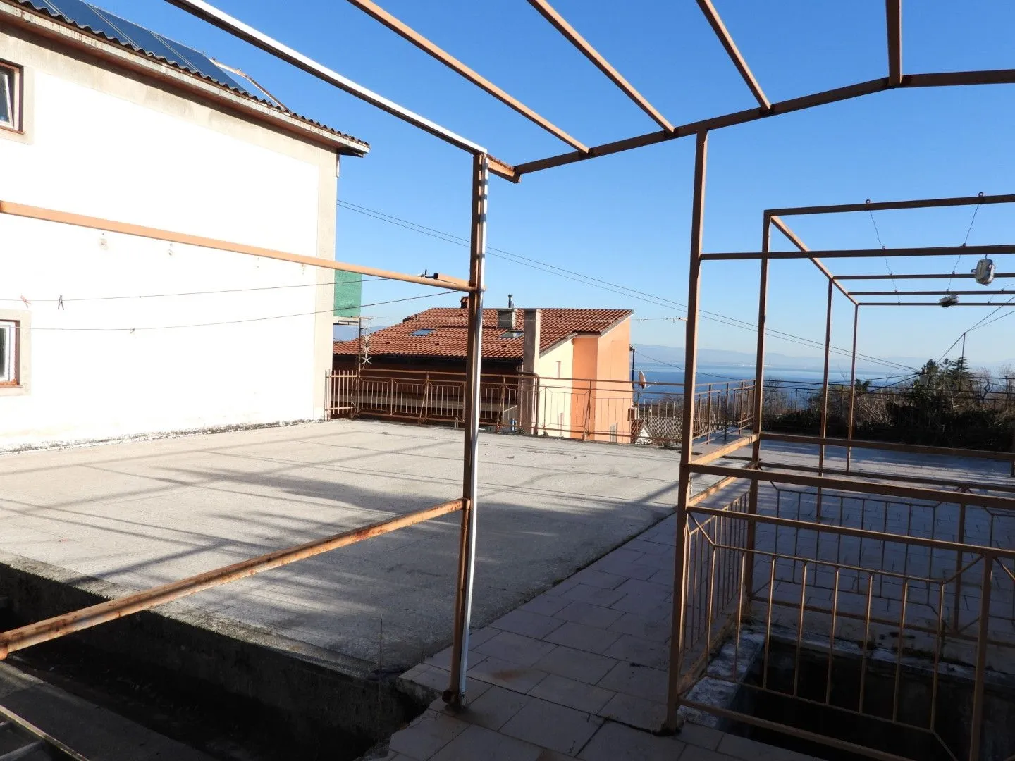 opatija, ičići - kuća sa pogledom na more 430m2 + okućnica 932m2 - slika 10