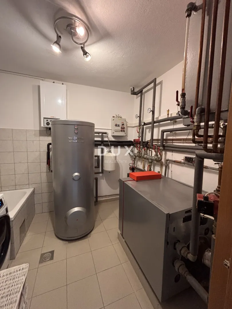 šibenik, crnica – dvoetažni stan sa pogledom i garažom, 250 m² - slika 16
