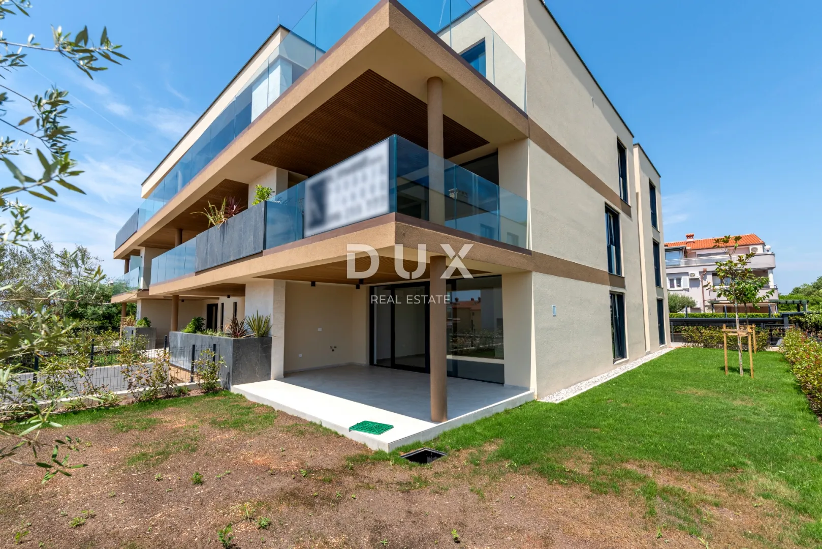 istra, novigrad - stan s vrtom u suvremenoj novogradnji - slika 8