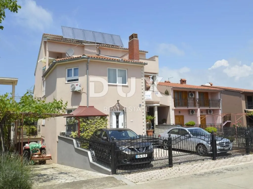 ISTRA, VALBANDON - Apartmanska kuća 897 m2 sa 9 apartmana! - Valbandon, Fažana