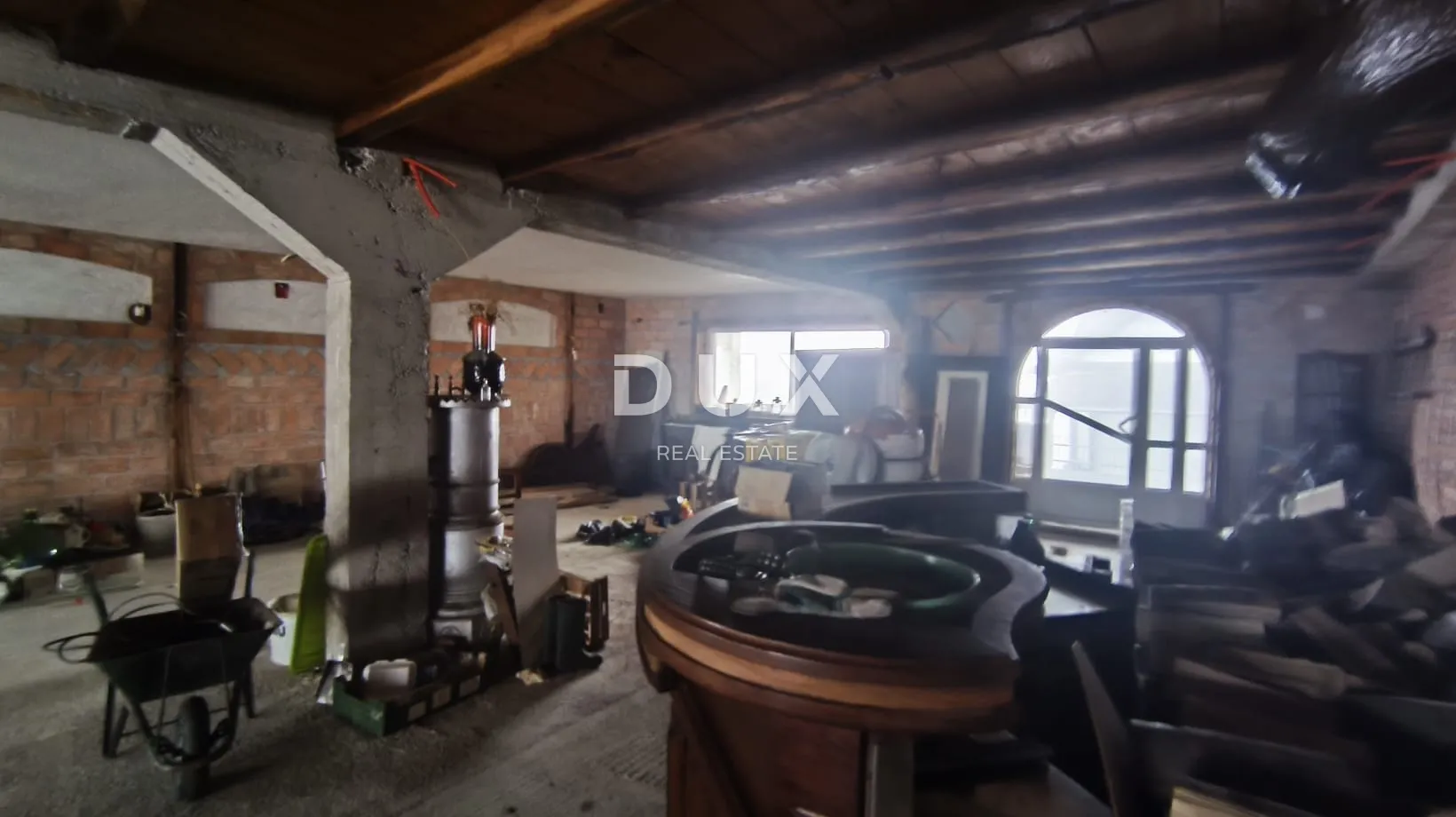 samobor, vrhovčak - jedinstvena prilika s panoramskim pogledom! - slika 5