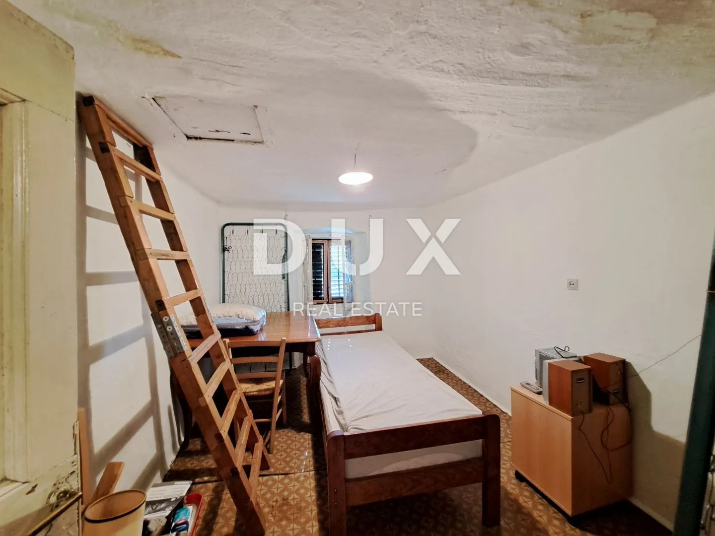 istra, grožnjan, okolica - starina za adaptaciju na odličnoj lokaciji - slika 11