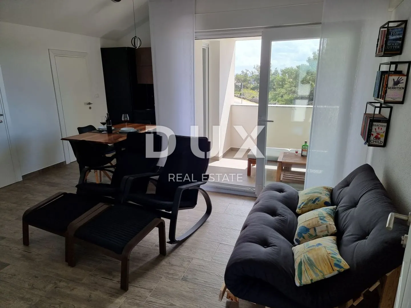 zadar, vir - prostrana kuća s 5 apartmana - slika 9