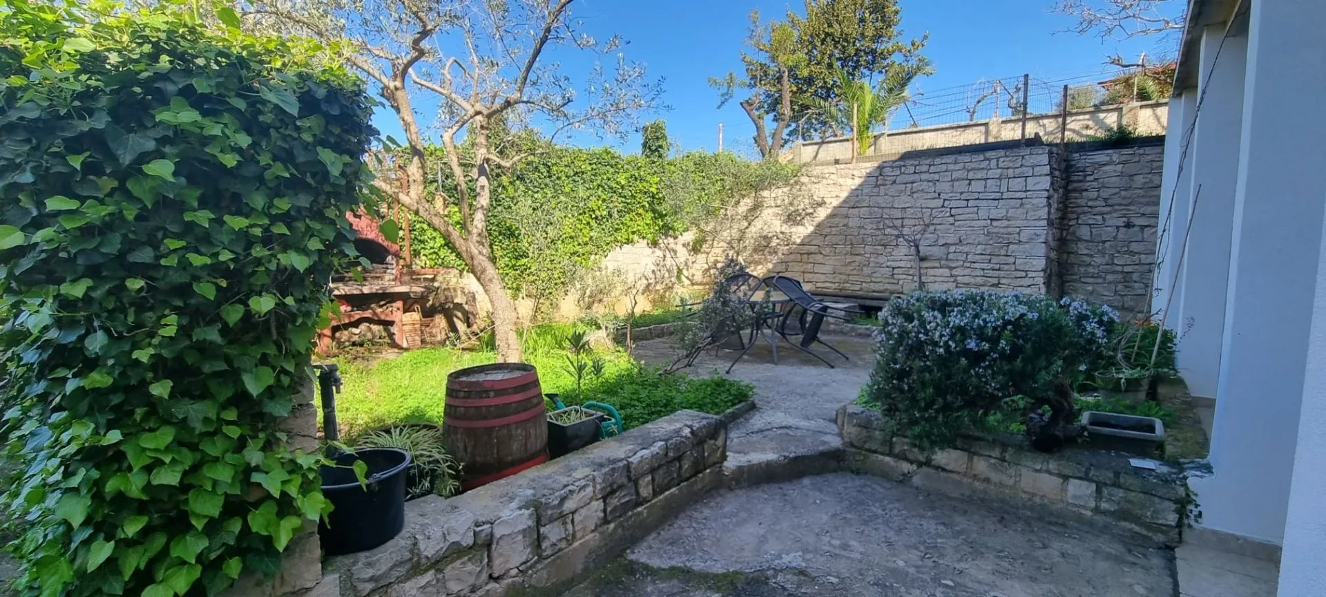 istra, fažana obiteljska kuća na 500m od mora! - slika 4