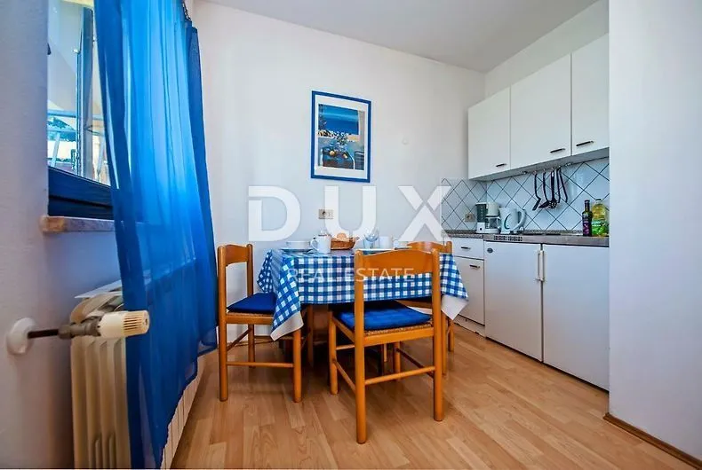 istra, poreč - apartmanska vila s bazenom - slika 25