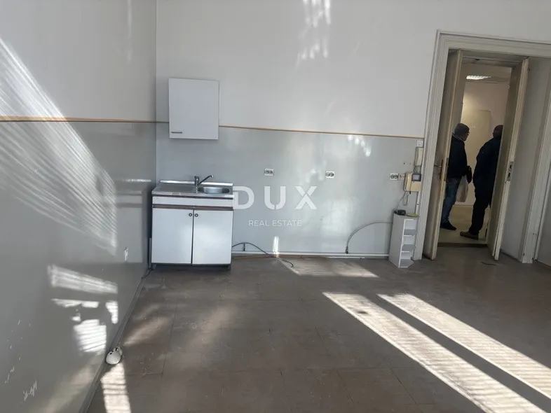 rijeka, centar- stan, 137 m2, mogućnost više apartmana!!! - slika 11