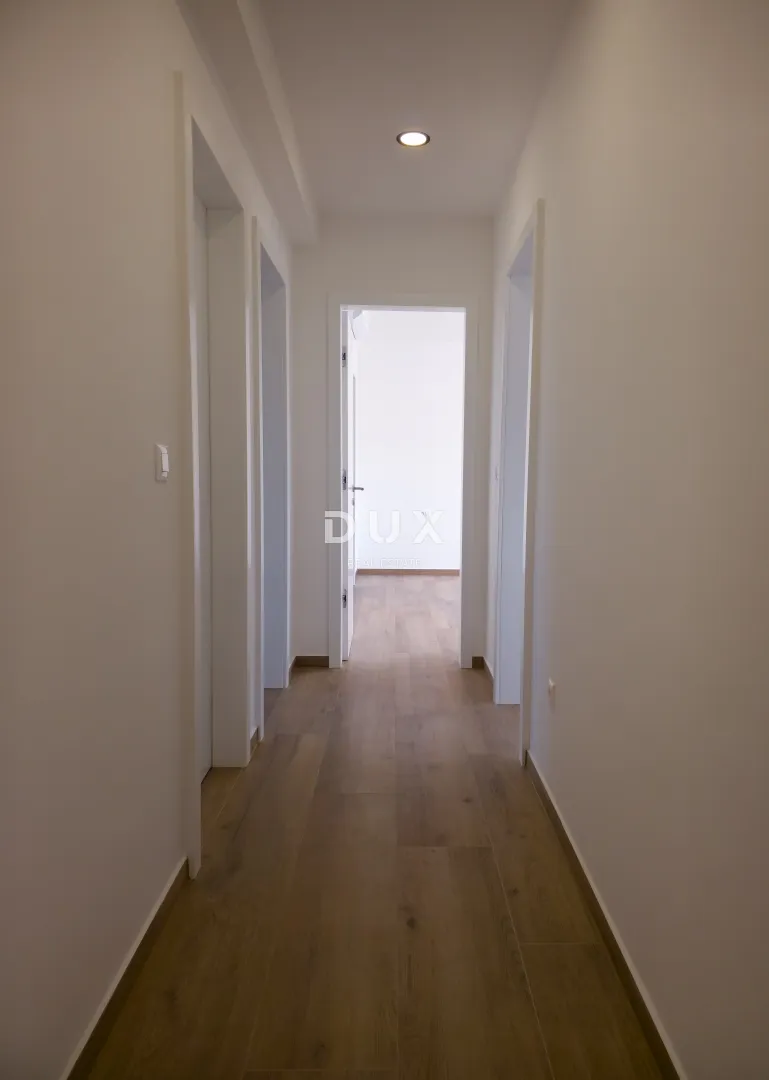 dalmacija, vodice - moderna dvoetažna kuća "sole" - slika 12