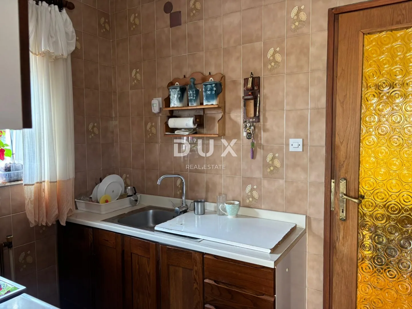 opatija, matulji - obiteljska vila s dva stana , garažom i bazenom! - slika 27
