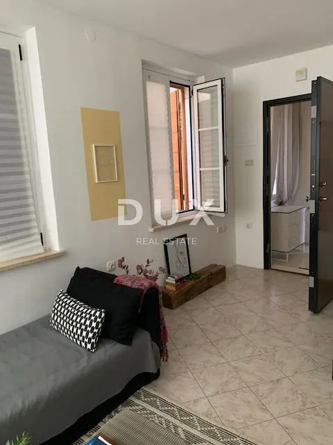 istra rovinj apartmanska kuća u starom gradu - slika 29