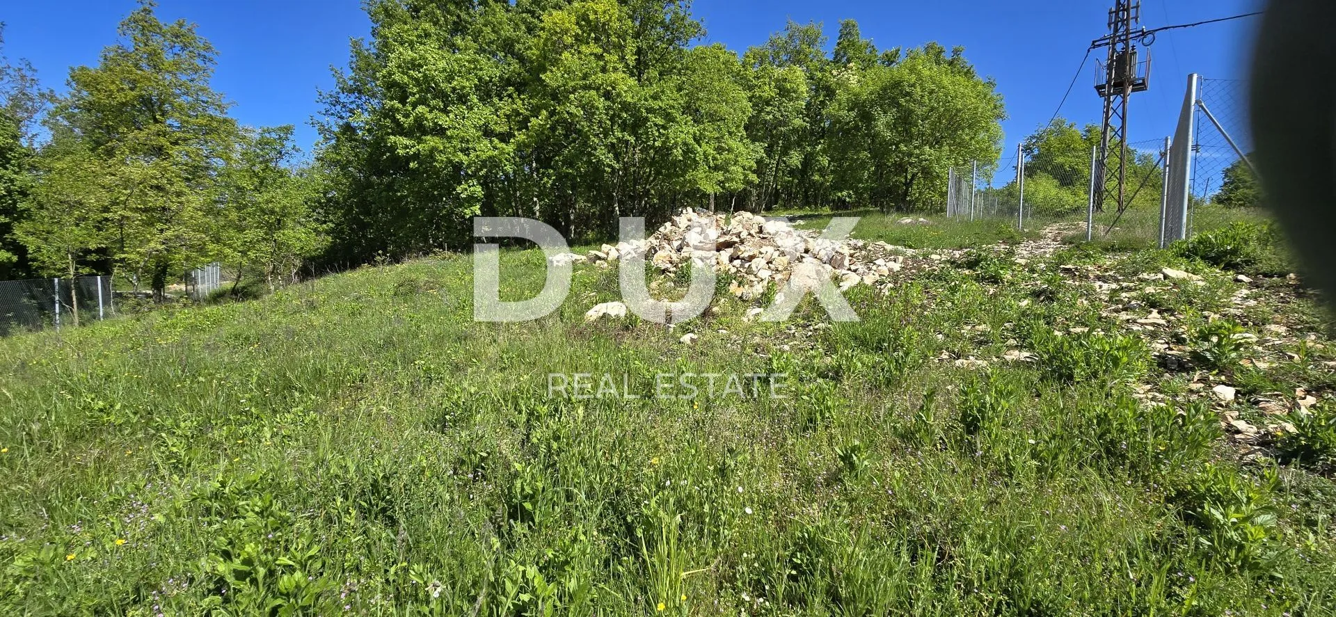 istra, pićan - građevinsko zemljište pravilnog oblika - slika 4