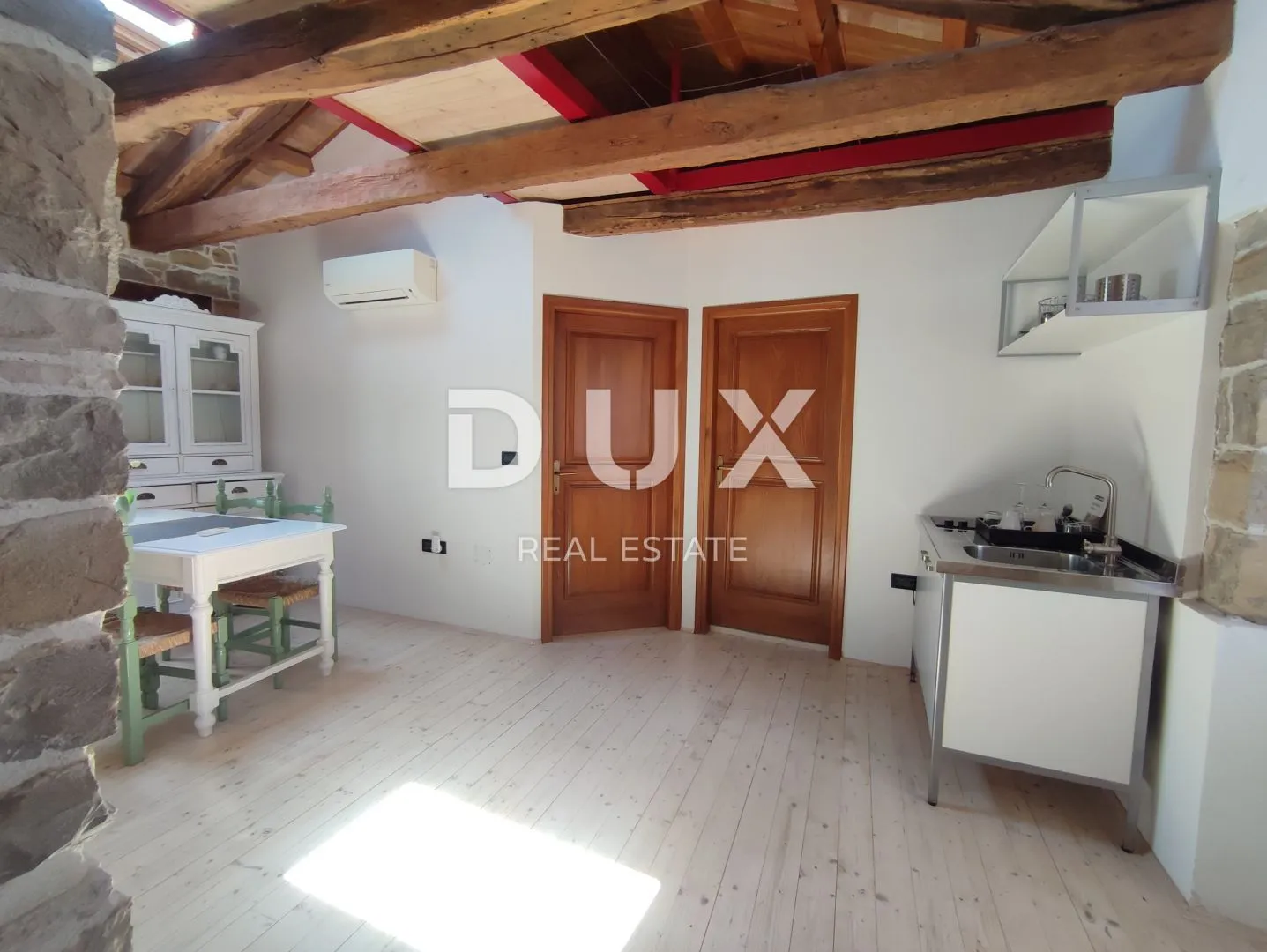 istra, oprtalj - autohtona kamena ljepotica s 3 apartmana - slika 22