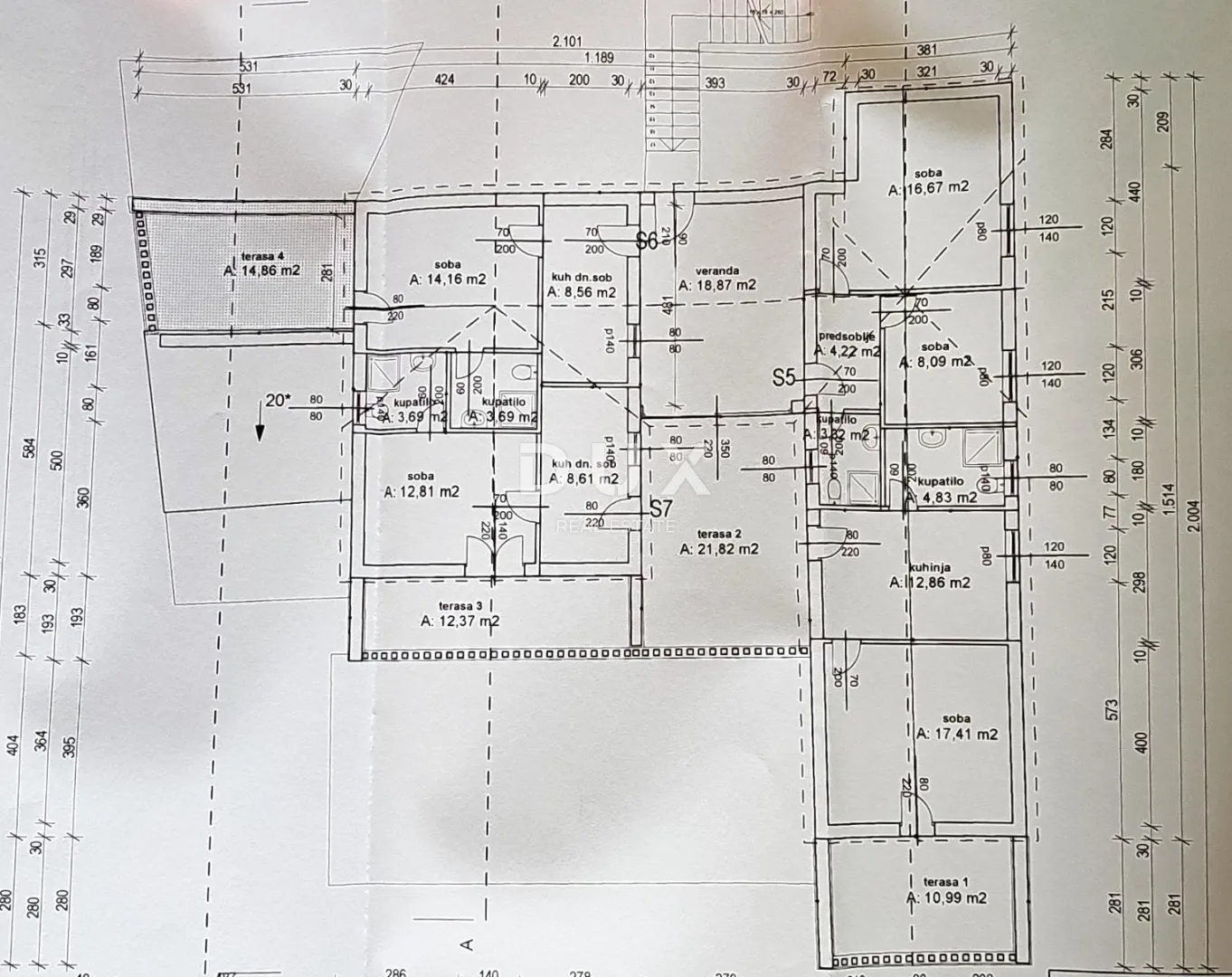 otok brač, sumartin - apartmanska kuća u kamenu s garažom 2.red do mora - slika 12