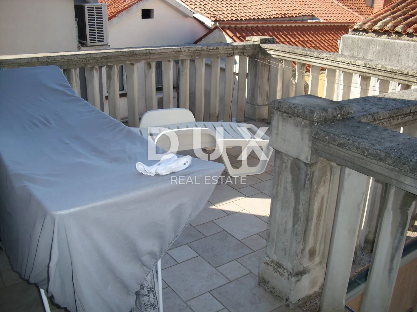 otok krk, grad krk - kuća sa 2 apartmana 100 m od mora - slika 35