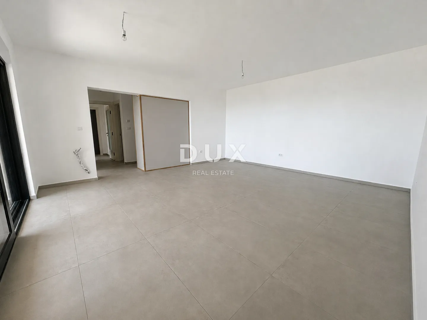 primošten, dolac – stan u prizemlju s vrtom od 64 m², 2 spavaće sobe - slika 8