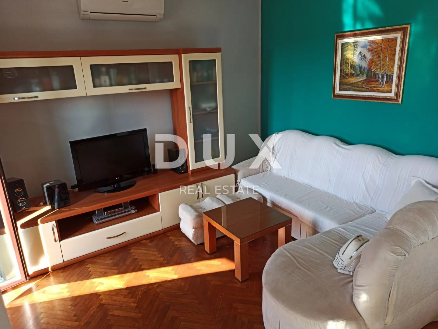 istra, svetvinčenat - obiteljska kuća s dva apartmana - slika 8