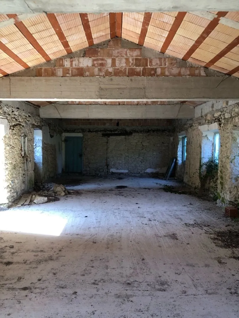 istra, pićan - prostrano imanje sa starinom za adaptaciju - slika 10