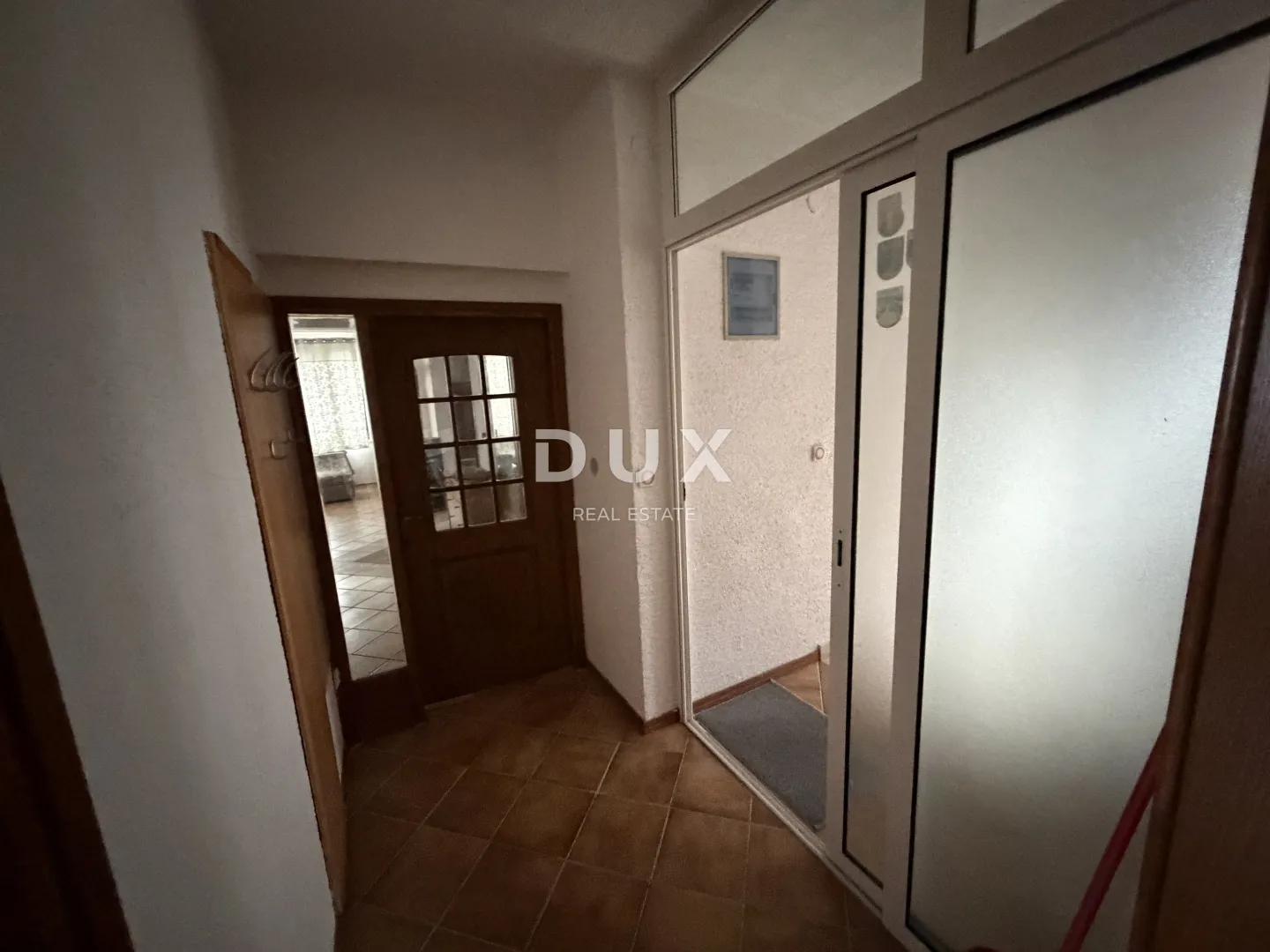 zadar,plovanija – fleksibilan poslovni prostor 200 m² - slika 6