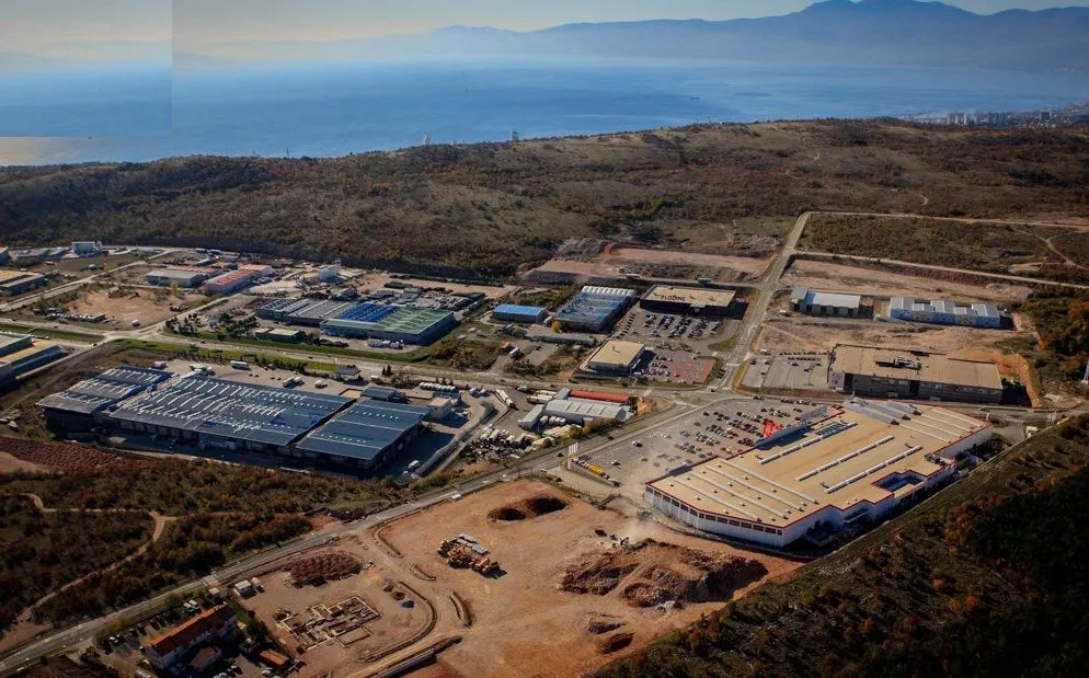 kukuljanovo industrijska zona - građevinski teren 4570m2 za halu / poslovnu zgradu - slika 20