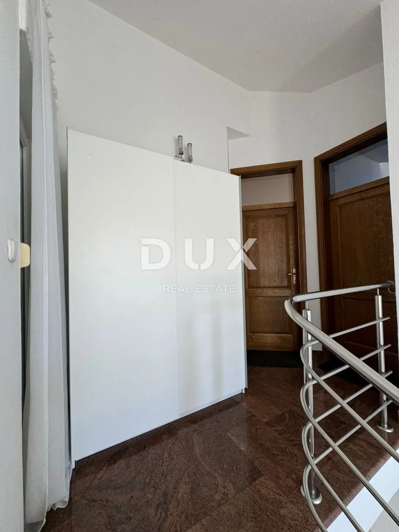 šibenik, vodice - prekrasna samostojeća kuća u vodicama! - slika 13