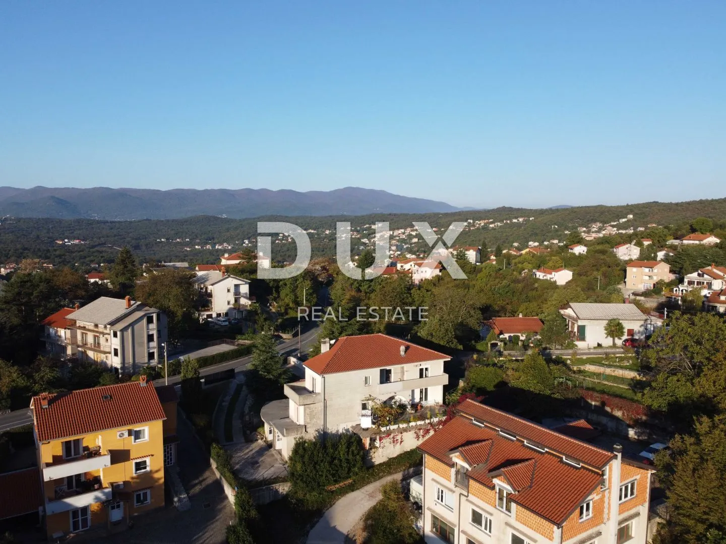 viškovo- građevinsko zemljište 810m2 za poslovno- stambenu ili stambenu zgradu- stanove/ obiteljsku kuću - slika 12