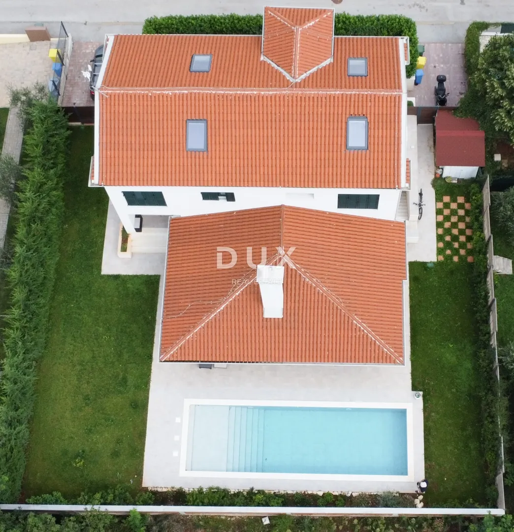 istra, umag – luksuzna vila, bazen, pogled na more - slika 7