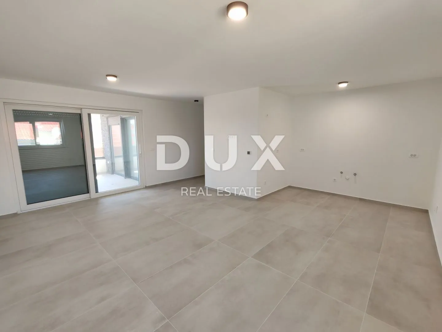 zadar, vir - komforan penthouse s pogledom na more 180 metara od plaže jadro! bs3 - slika 10