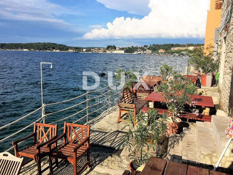 istra, rovinj - luksuzan i uređen stan, prvi red do mora - slika 9